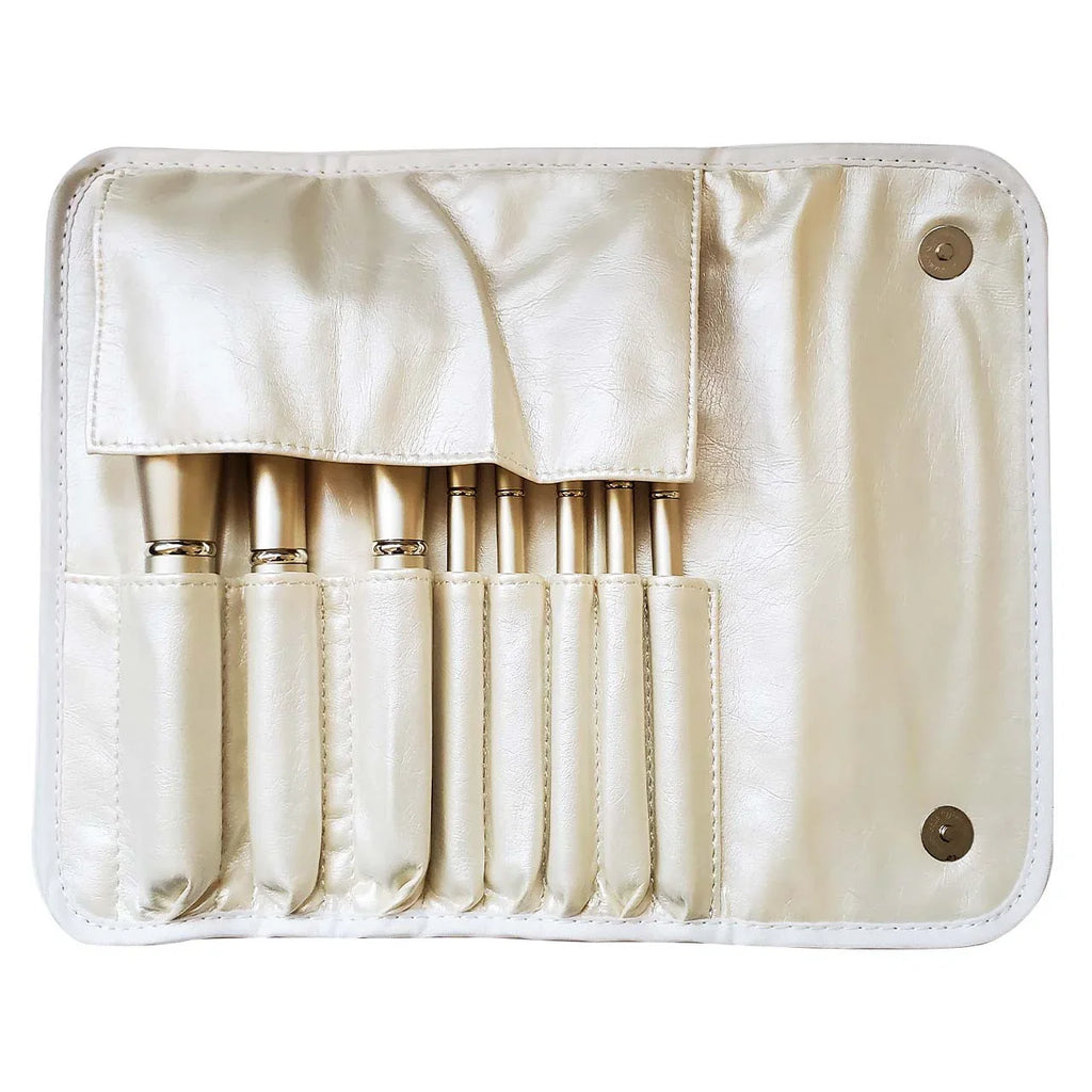 Annika Maya 8 pc Professional Makeup Artist Brush Set covered