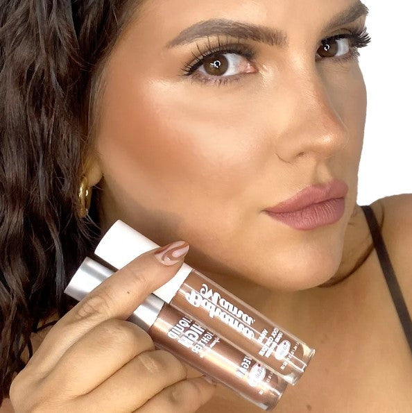 theBalm Bahama Mama Liquid Bronzer style shot