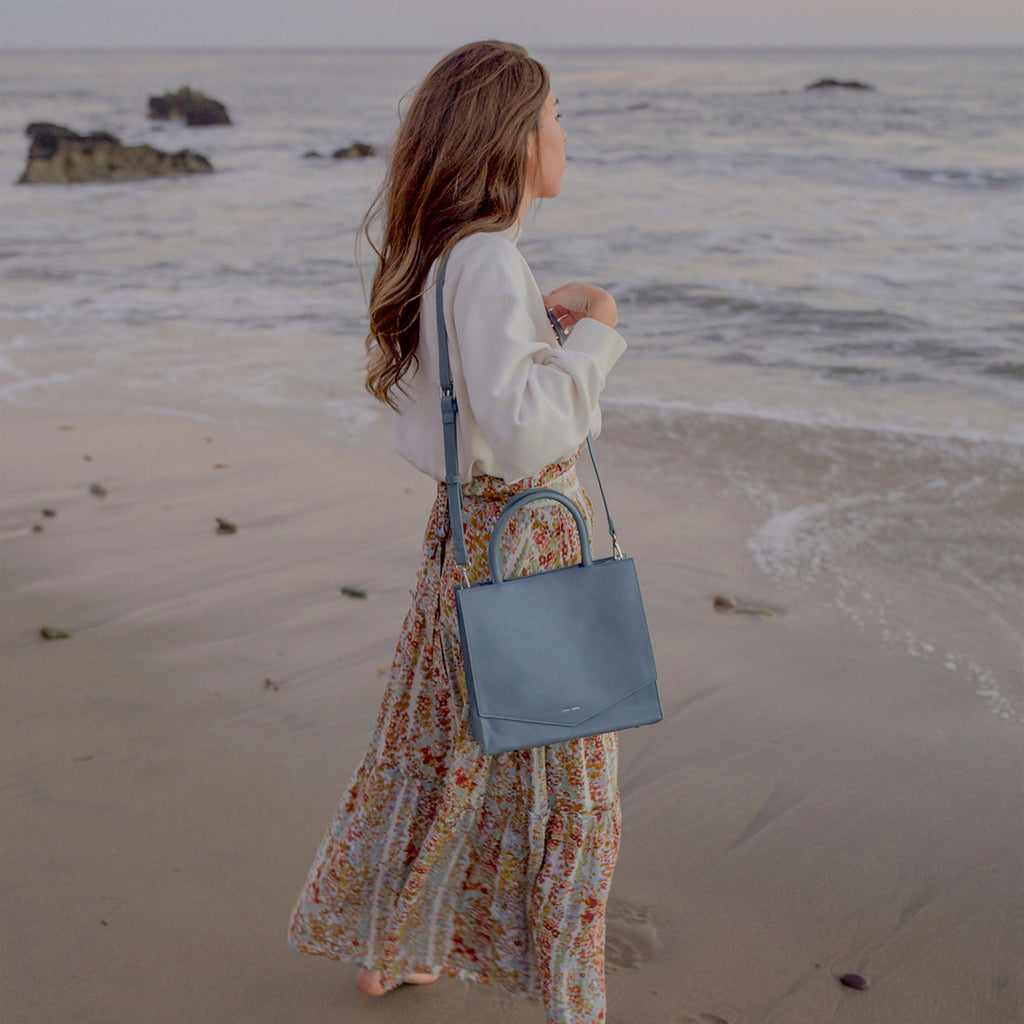 Pixie Mood Caitlin Tote Small style shot