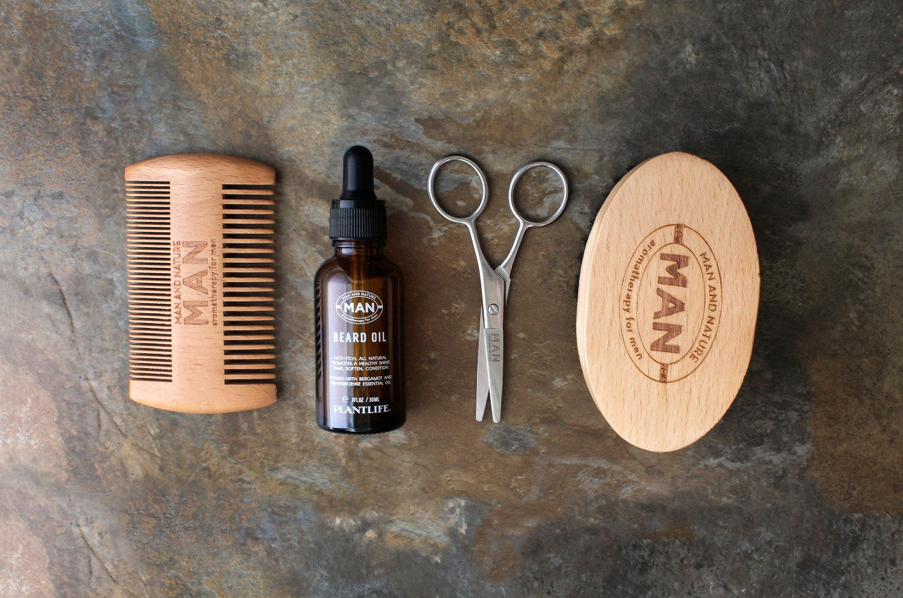 Plantlife Beard Grooming Kit image of all 4 items included.