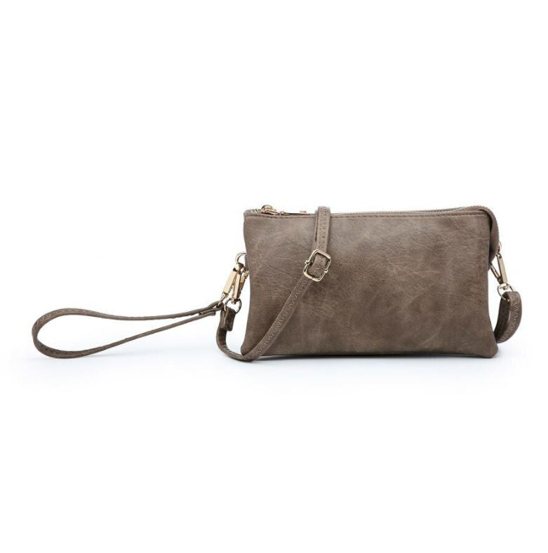 Jen & Co Riley Crossbody Bag with wristlet strap in color chocolate