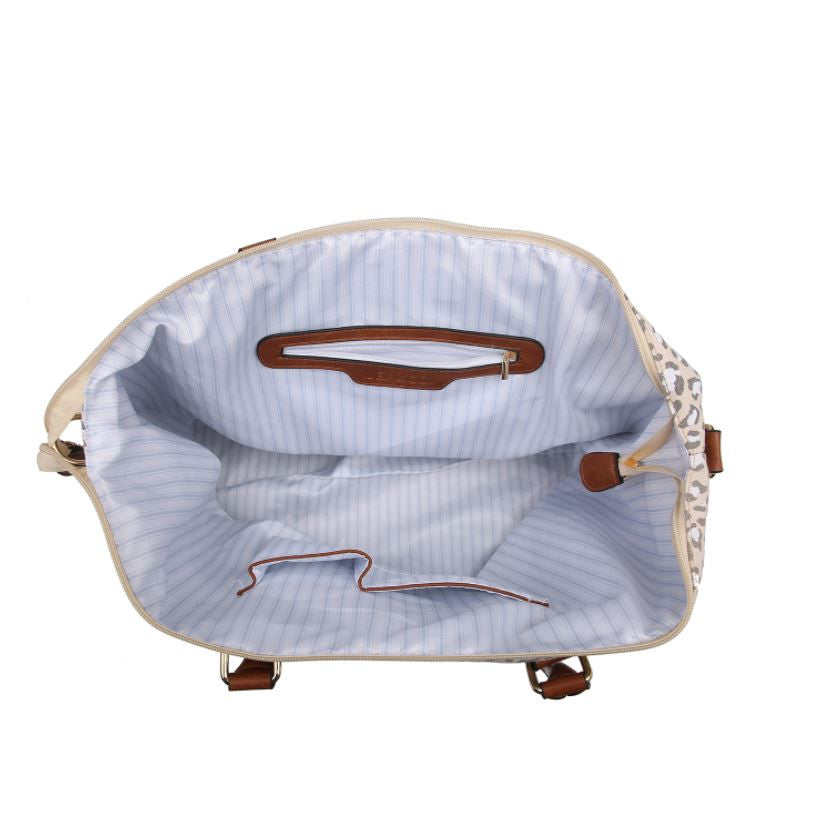 Jen & Co River Duffel Bag inside view